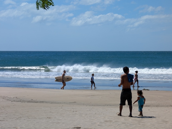 Как я Храбро гулял по Никарагуа 5: Чем отличается "Америка" от "Америки", Чемпионат по Патриотизму, как вести себя на Волнах: овцы и волки