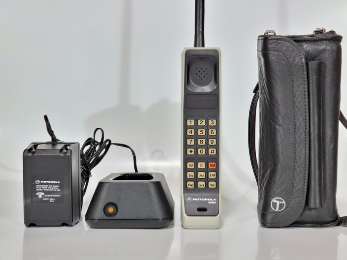 Motorola DynaTAC 8000X