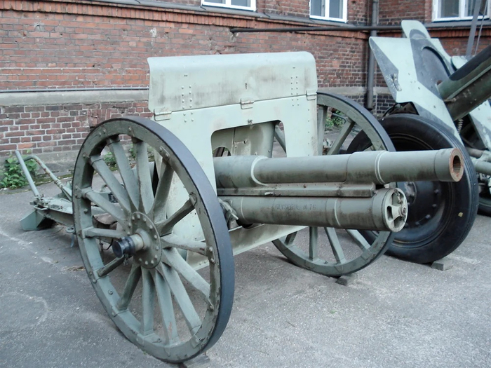 � � ���������� ������� 1902 ����