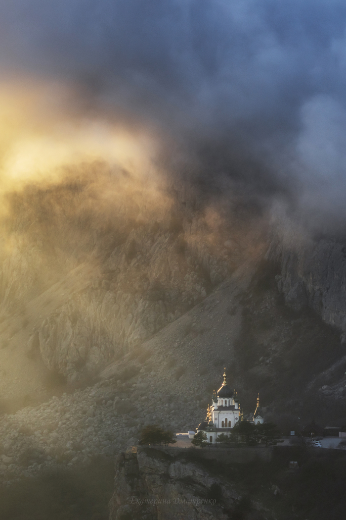 Небесным светом озаренный