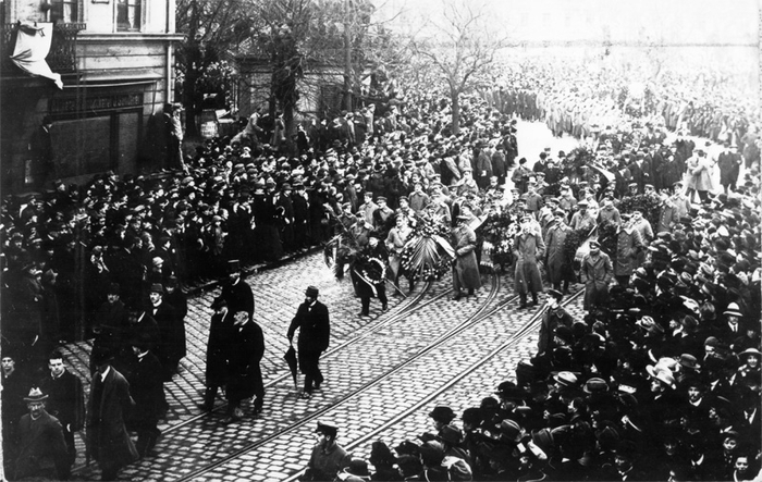 Траурная процессия в память о Курте Эйснере в центре Мюнхена.