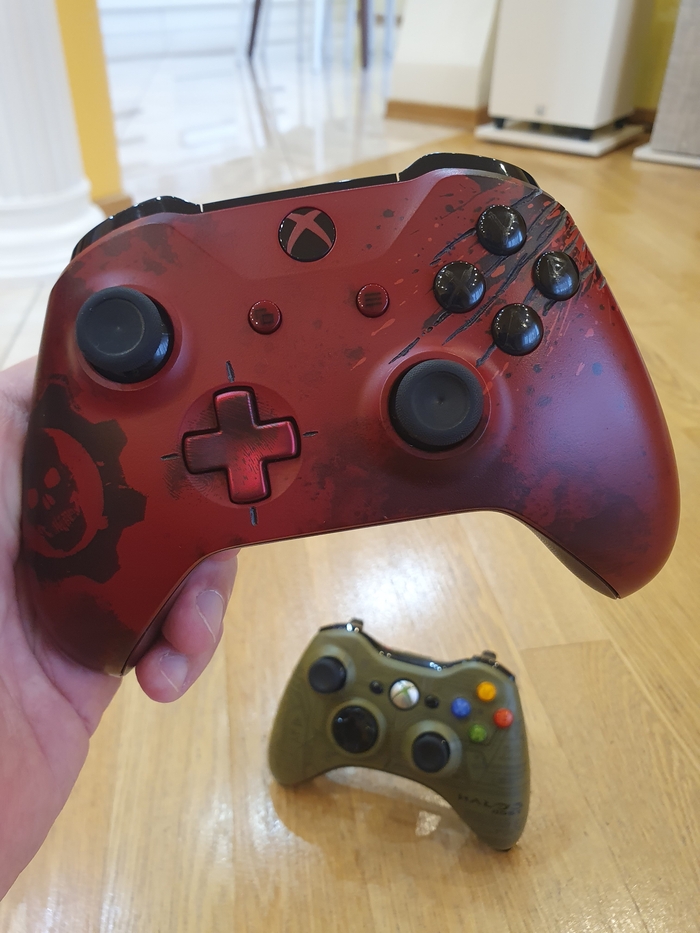 Gears of War 4 Crimson Omen Limited Edition Red Controller