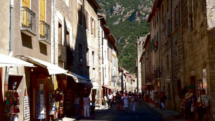 ������ �������� �� ������� ����� ���������� � rue Saint-Jacques.