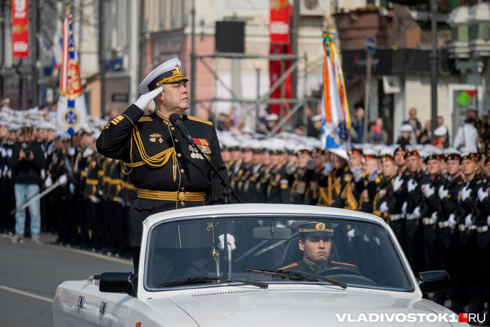 ����� ������ / <!--noindex--><a href="https://pikabu.ru/story/pushechnyie_zalpyi_i_chekannyiy_shag_generalnaya_repetitsiya_parada_pobedyi_proshla_vo_vladivostoke__foto_13947753?u=http%3A%2F%2FVLADIVOSTOK1.RU&t=VLADIVOSTOK1.RU&h=65ff03fe28c7228e4127e83457e6f4a14f0430f6" title="http://VLADIVOSTOK1.RU" target="_blank" rel="nofollow noopener">VLADIVOSTOK1.RU</a><!--/noindex-->