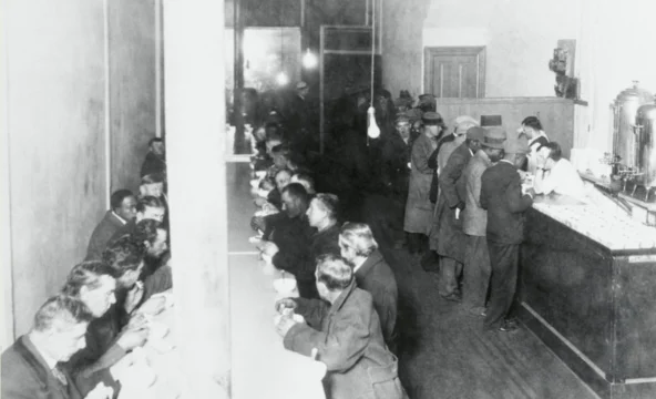 Why did Chicago mob boss Al Capone open a soup kitchen for the unemployed? - Series Famous personalities, My, Mafia, Mafioso, Italian Mafia, Al capone, Crime, Расследование, The crime, Crime boss, Criminal case, Prison, Bandits, Banditry, Syndicate, Sicilian mafia, Detention, Life imprisonment, Prisoners, Grouping, Longpost, Negative