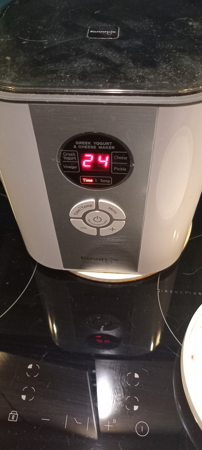 ����� � ����������, ������ ��� �� 24 ����...