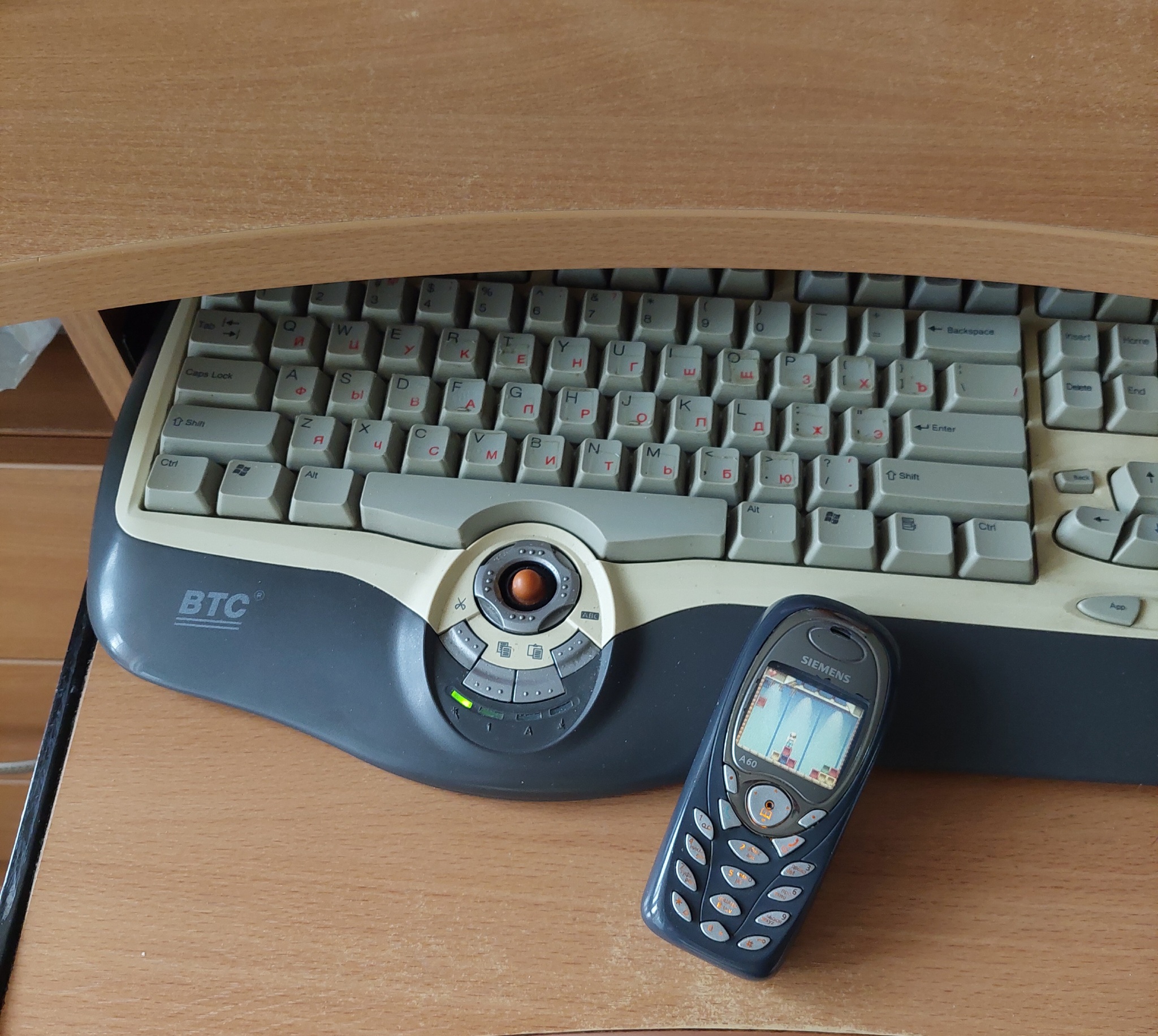 BestAlexR's response to Nostalgia Got in My Ear - My, Screenshot, Audio, Nostalgia, Short videos, Repeat, Siemens, Keyboard, Age, Reply to post, Stack Attack