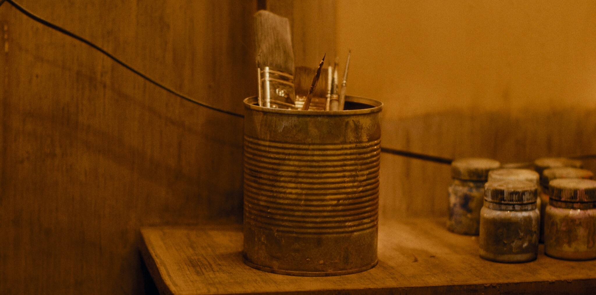 How The Last of Us World Was Assembled from Sticks, Nails, and Sugar Bottles - The last of us, The last of us 2, Paints, Invoice, Needlework with process, Artist, The zombie apocalypse, Interesting facts about cinema, Russian cinema, Film and TV series news, Creative people, Short film, Crowdfunding, Video game, Screen adaptation, Facts, Ellie, Video, Short videos, Longpost