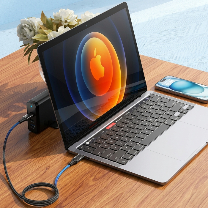 ������ USB-C
