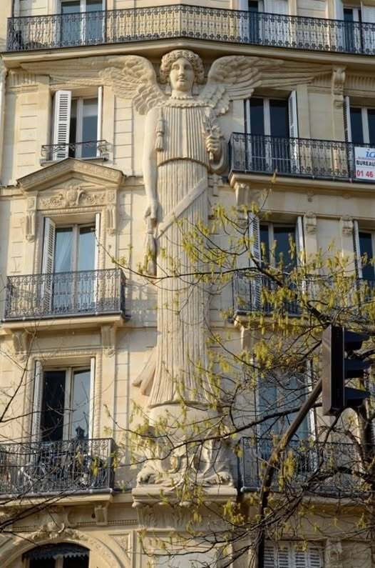12) ����� �� ���� 56 rue de Turbigo. �����, �������. ���������� Eugène Demangeat. ���� ��������� 1860