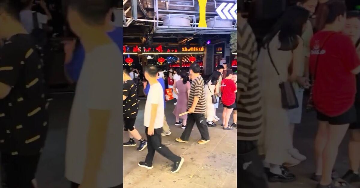 Merchant - Series Travels, My, Living abroad, Asia, China, Interesting places, Chongqing, Evening, City walk, sights, Drive, The street, Video, Youtube, Short videos