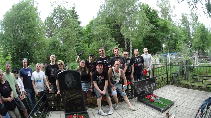 К тебе не зарастет народная тропа!