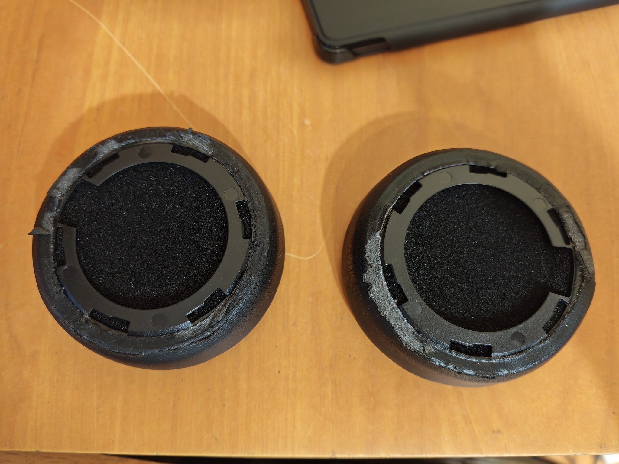 How I brought my favorite headphones back to life when new ear pads weren't available. - My, With your own hands, Wireless headphones, Repair of equipment, Life hack, Longpost