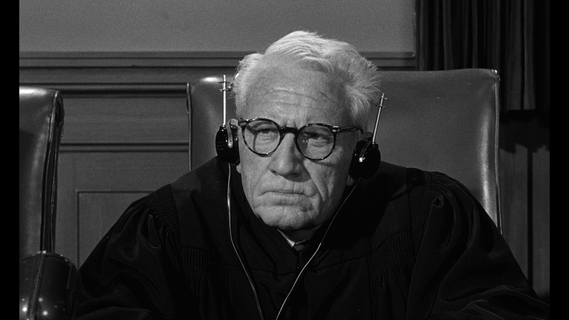 A collection of 200+ films from the 50s, 60s, 70s, and 80s that are worth watching. - My, Movies, I advise you to look, Actors and actresses, Film and TV series news, Nostalgia, Classic, 80-е, Old school, A selection, Girls, Arthouse, Screenshot, Picture with text, Horror, Fantasy, Stanley Kubrick, Alfred Hitchcock, Western film, Stephen King, Humor, Longpost