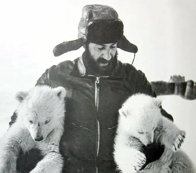 Hero of the Russian Federation Artur Chilingarov - История России, Arctic, Antarctic, Arctic, Polar explorers, Scientists, Hydrologist, Research, Geographer, History (science), Meteorology, Professor, The hero of the USSR, Personality, Hero of Russia, United Russia, Soviet scientists, Academy of Sciences, Russian Geographical Society, Longpost, No rating