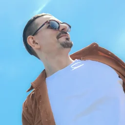 MrLarens
