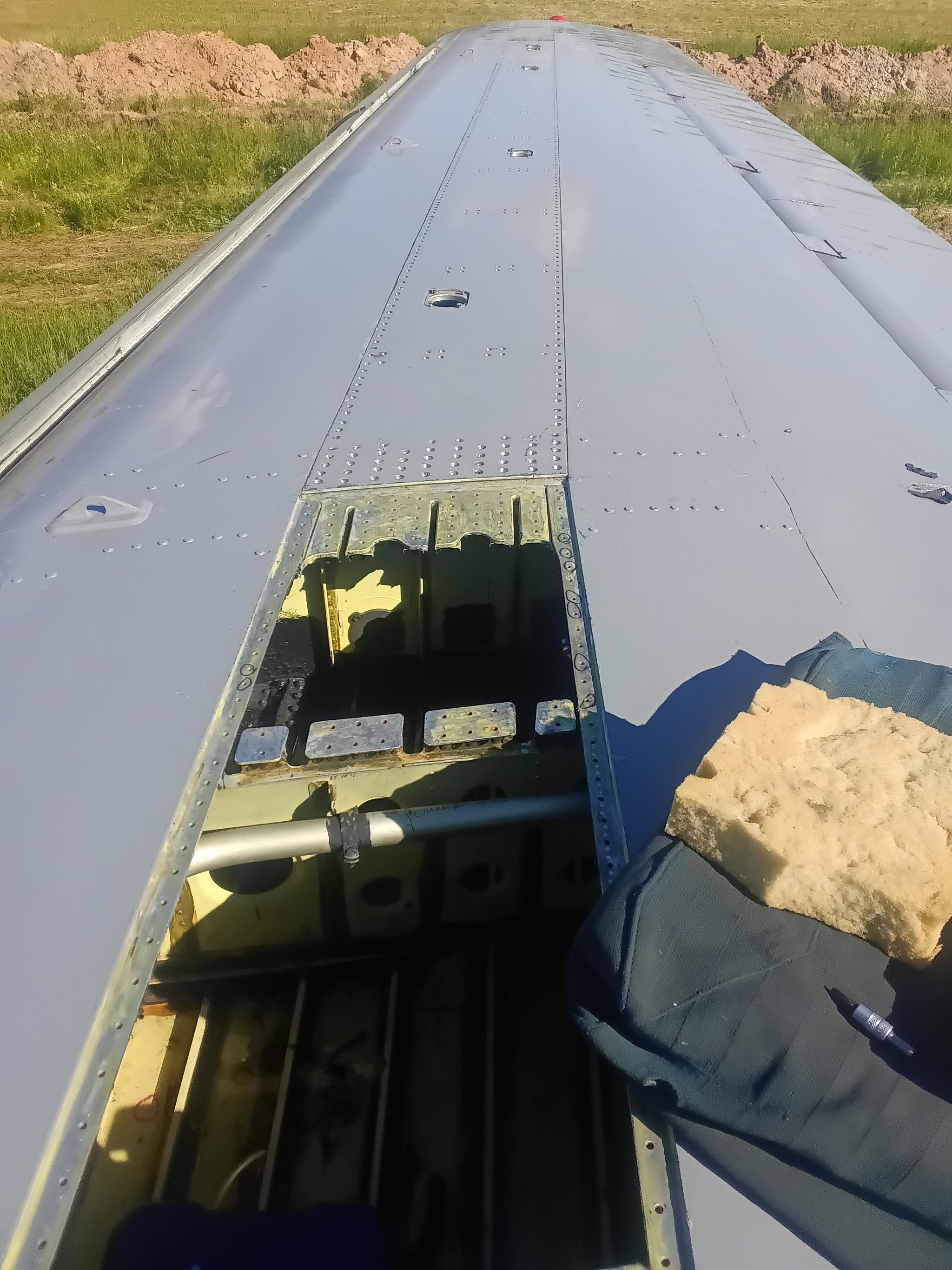 I got a job as an aircraft repairman. Part 1 - My, Life stories, civil Aviation, Airplane, AN-74, The airport, Работа мечты, Aviation, Longpost
