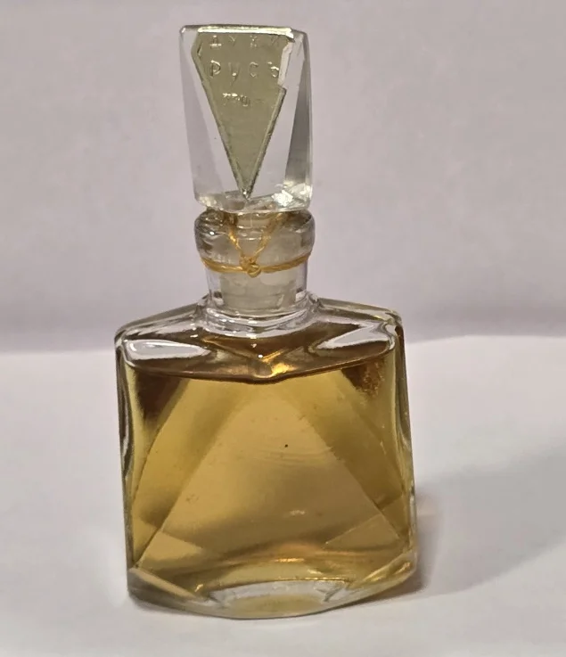 Animal spirits in Soviet perfumery - My, Made in USSR, the USSR, 70th, 60th, Longpost