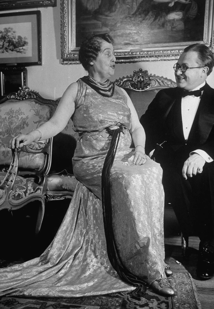 1937 �