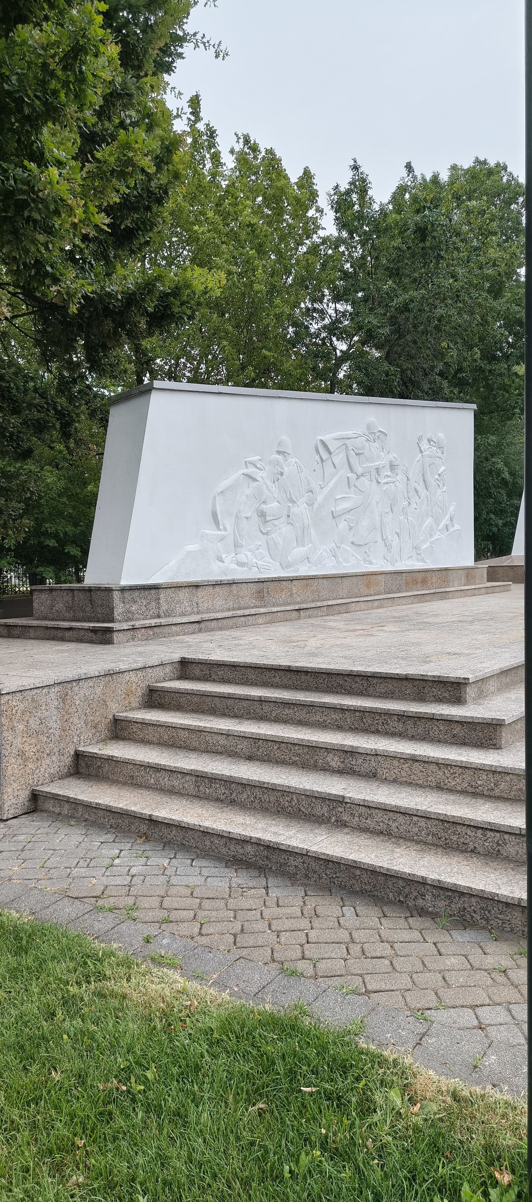 Monument to the Liberator Soldiers in Krasnodar - Series Krasnodar, My, Person, Monument, The culture, Local history, History, Peace, Krasnodar, sights, Military history, The Second World War, Feat, Longpost