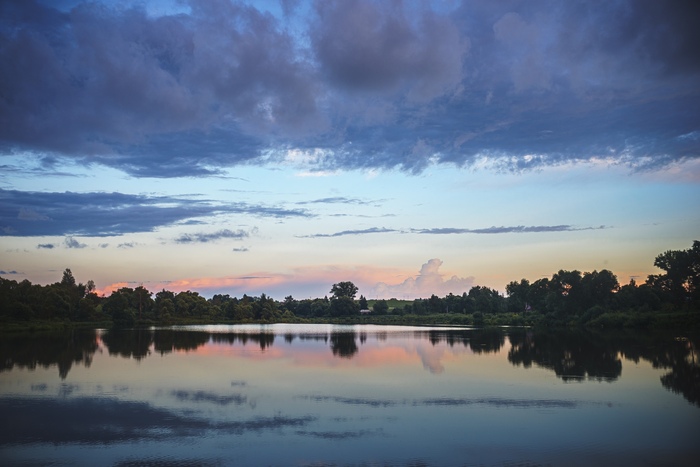 ������: Sony A7 (��������: 1/80, ISO-100). ��������: Auto Revuenon 35mm 1:2.8. 