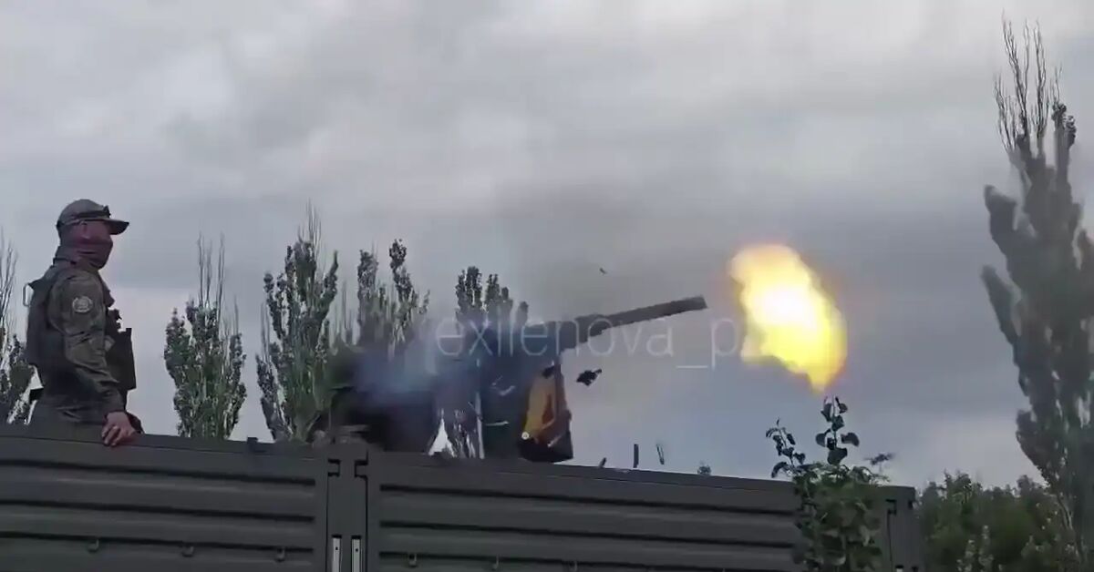 Weeeeee - Memes, Video, Short videos, Machine gun, You spin me round