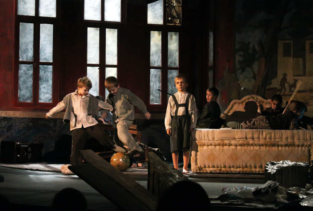 Saratov - Paris - Saratov - My, Theatre, Sorrow, Actors and actresses, France, Mat, Longpost
