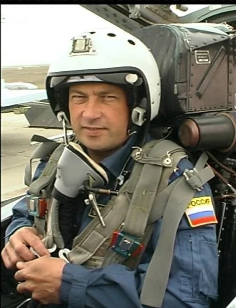 Hero of the Russian Federation Alexander Kruzhalin - Ministry of Defence, Military aviation, Test pilot, No rating, Colonel, Officers, Sou, MOMENT, История России, History (science), Air force, Soviet army, Military equipment, Flight tests, Military establishment, Personality, Hero of Russia, Longpost