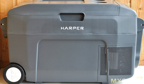 Автомобильный холодильник компрессорный Harper CRF-40 на 40 литров 12V 24V 220V тёмно-серый.