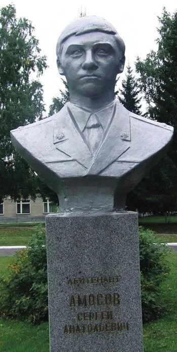 Hero of the Russian Federation Sergei Amosov - Soviet army, Army, Motorized rifle troops, War in afghanistan, Officers, Lieutenant, История России, the USSR, middle Asia, History (science), 80-е, 20th century, Zampolit, Hero of Russia, Personality, Battle path, No rating, Self sacrifice, Intelligence service, Order of the Red Banner, Longpost