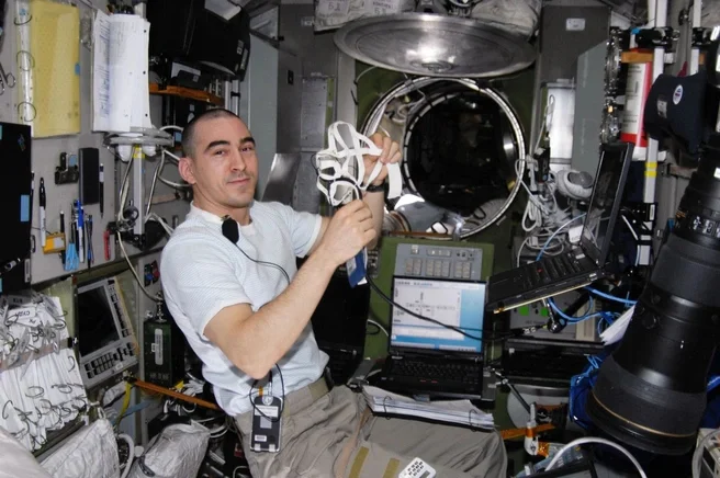 Hero of the Russian Federation Anatoly Ivanishin - NASA, Cosmonautics, Roscosmos, Tsup, Officers, Parachutists, Diver, Military aviation, Pilots, Космонавты, ISS, Commander of the ship, Colonel, Hero of Russia, Personality, Air force, History (science), История России, Social activities, No rating, Longpost