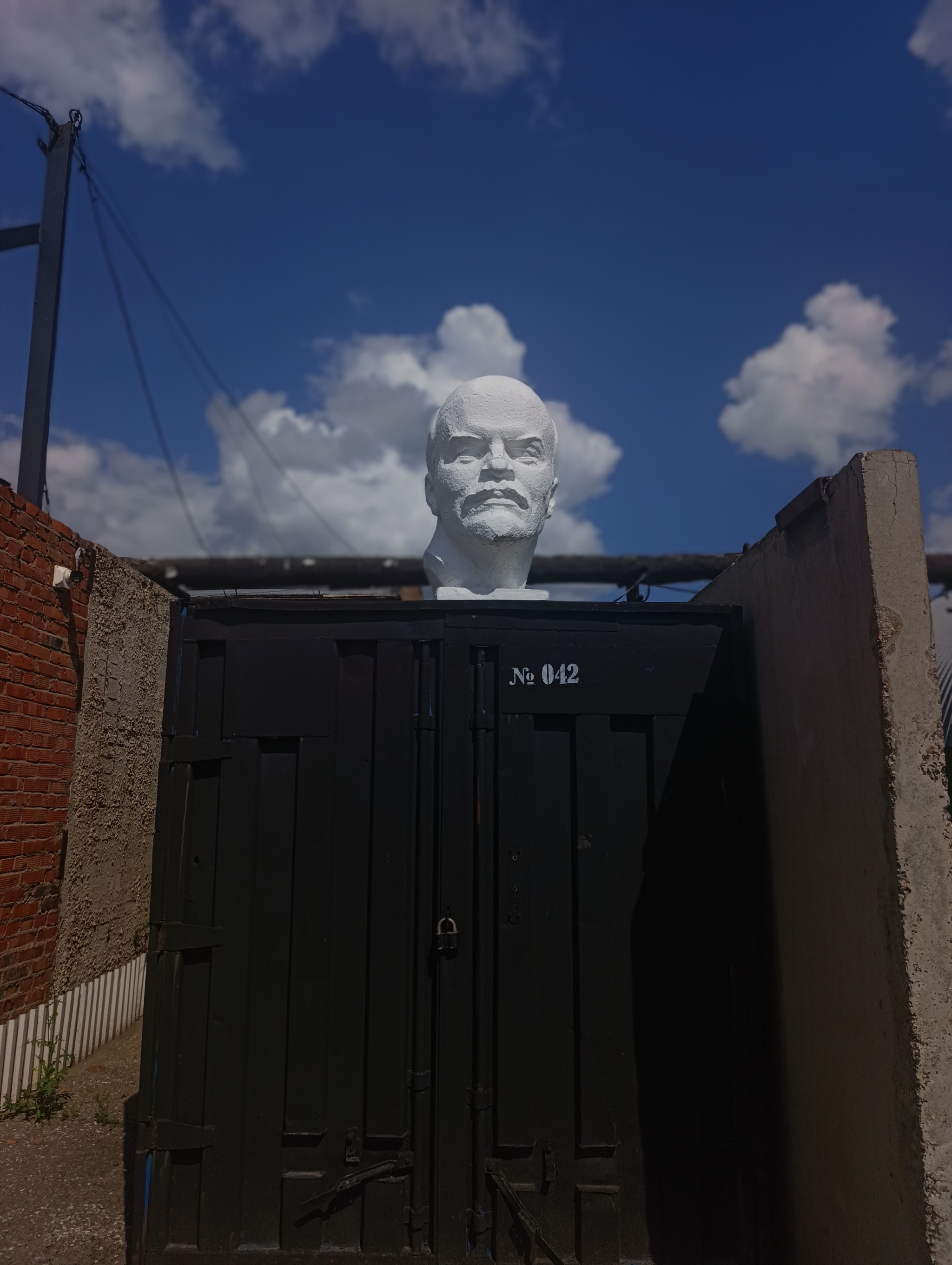 On the outskirts of an industrial city - My, Mobile photography, Lenin, Omsk
