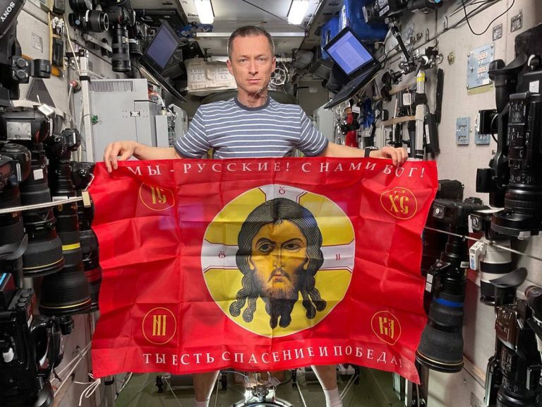 Hero of the Russian Federation Sergei Ryzhikov - History (science), История России, Military aviation, Air force, Pilots, Officers, Lieutenant colonel, Cosmonautics, Космонавты, ISS, Commander of the ship, Going into space, Parachutists, Diver, Hero of Russia, Personality, Christianity, Orthodoxy, Roscosmos, No rating, Longpost