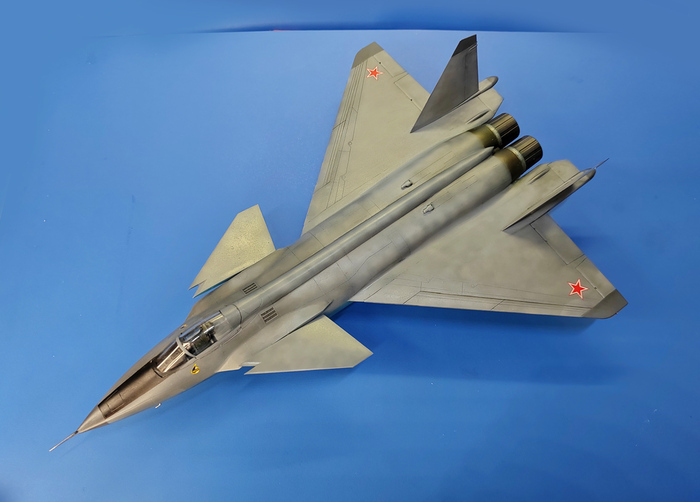 Модель самолета МиГ 1.44 МФИ. Звезда, масштаб 1/72.