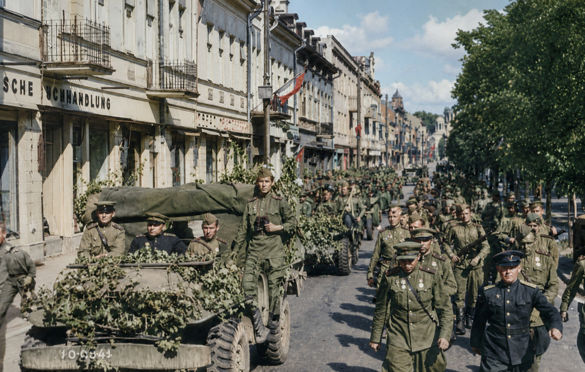August 1, 1944 - Liberation of Kaunas, Lithuania, by the Red Army - My, The Great Patriotic War, Red Army, Feat, The soldiers, Fascism, Military history, Kaunas, Lithuania, Heroes, The Second World War