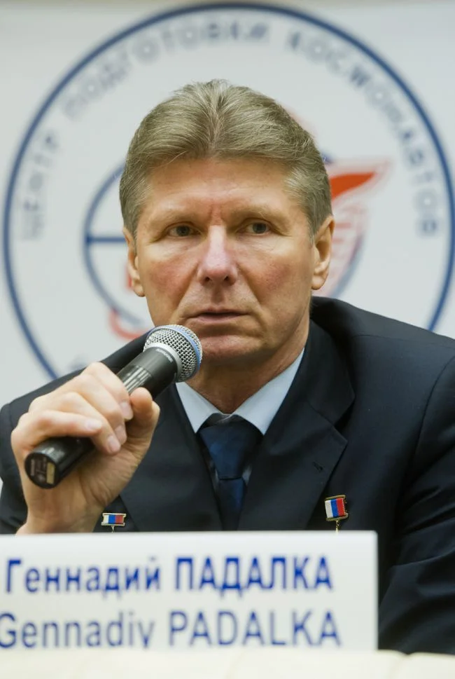 Hero of the Russian Federation Gennady Padalka - Station Mir, No rating, Soviet army, История России, History (science), the USSR, Gsvg, NASA, Roscosmos, ISS, Космонавты, Officers, Air force, Colonel, Cosmonautics, Hero of Russia, Personality, Going into space, Military aviation, Pilots, Longpost