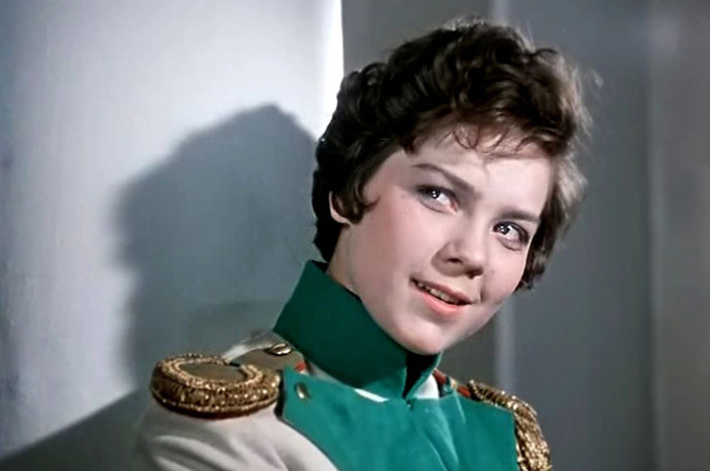 Лариса Голубкина в фильме «Гусарская баллада», 1962 г. 