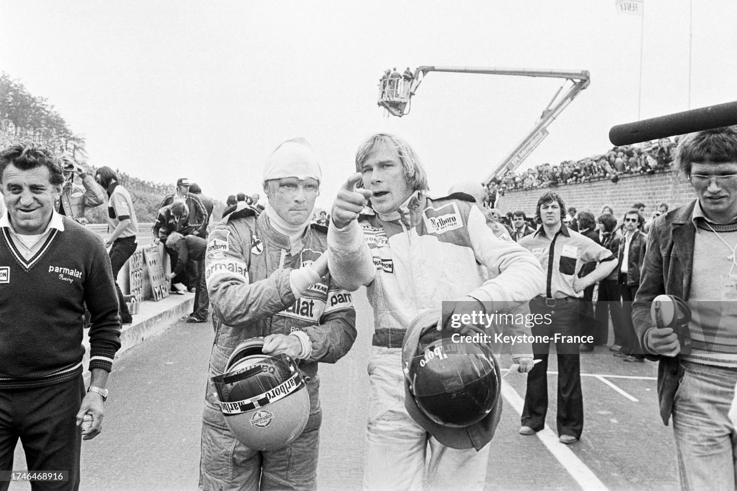 I have no friends or trophies. 17 striking stories of Niki Lauda about racing, accidents, discipline, and success. - Series F1 is the queen of motorsport, My, Formula 1, Competitions, Автоспорт, Internal dialogue, Race, Motivation, James Hunt, Niki Lauda, Ferrari, Extreme, Mercedes, Sport, Psychology, Speed, Athletes, Lewis Hamilton, Alain Prost, Mclaren, 70th, The photo, Longpost