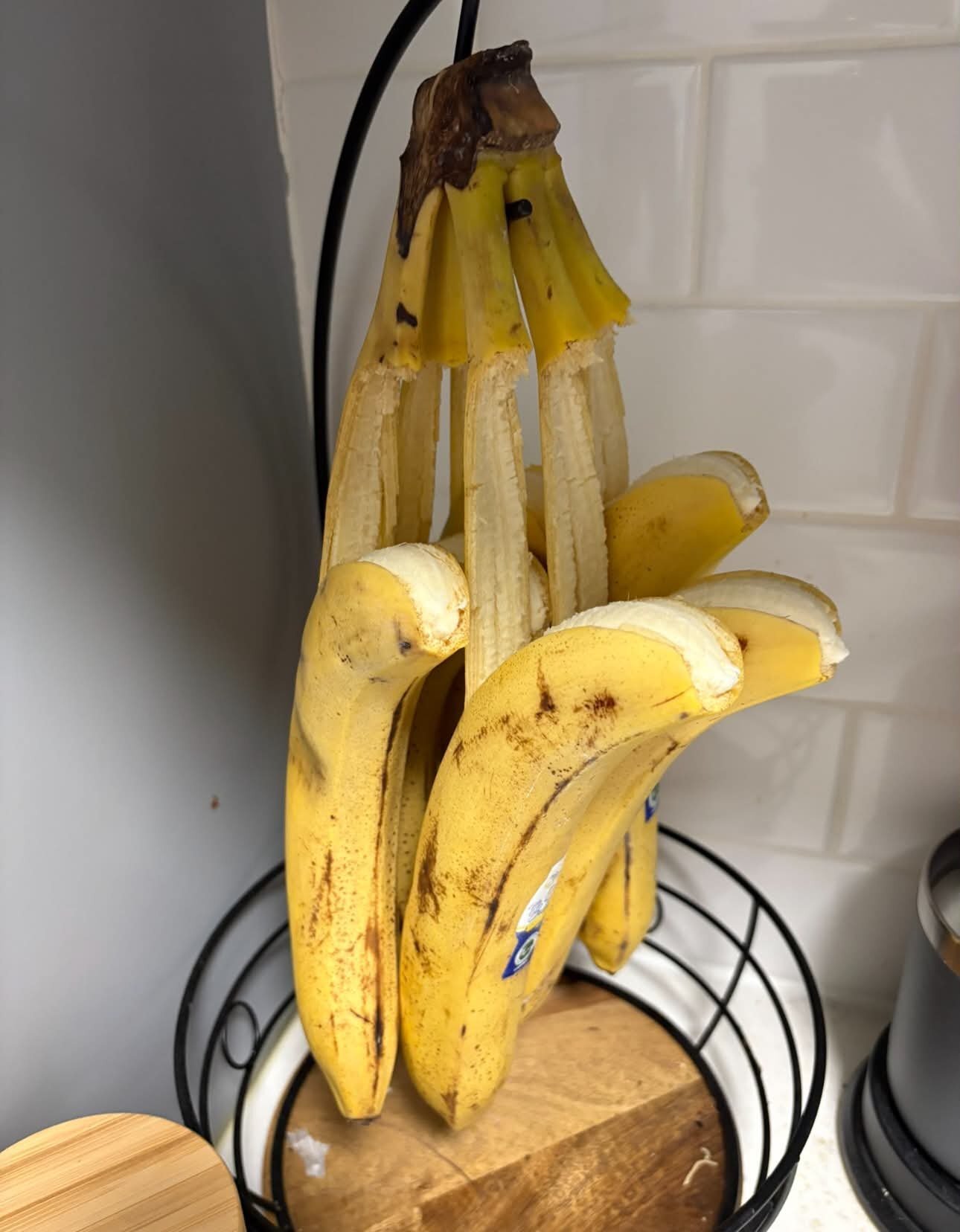 An unexpected turn of events - Banana, Humor, Black humor, Design, Kitchen, Fashion what are you doing, Suicide