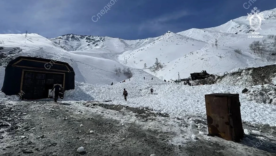 I felt a strong blow, and we were carried away: A Siberian man miraculously survived an avalanche – four days later, six people died there. - My, Negative, Buryatia, Accident, Longpost