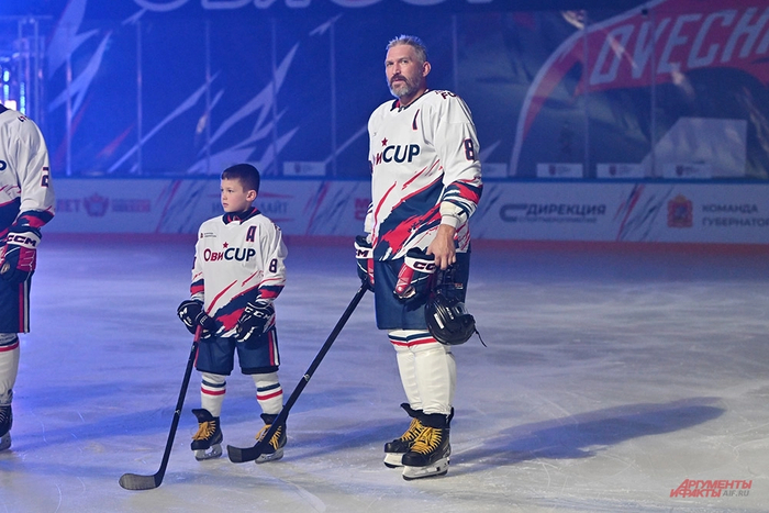 ����: <a href="https://pikabu.ru/story/ya_nichego_ne_nasheptyivayu_klyushkam_aleksandr_ovechkin_rasskazal_o_planakh_14230336?u=https%3A%2F%2Faif.ru%2F&t=%D0%90%D0%B8%D0%A4&h=f5982b8f2d6f8c417b8f18af99b707f0561b0035" title="https://aif.ru/" target="_blank" rel="nofollow noopener">���</a>/ ������ �����������
