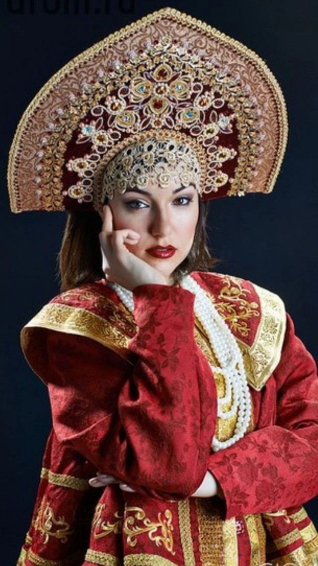 Ответ на пост «Какая советская актриса самая симпатичная, на ваш вкус? (в 70-80-е годы)»