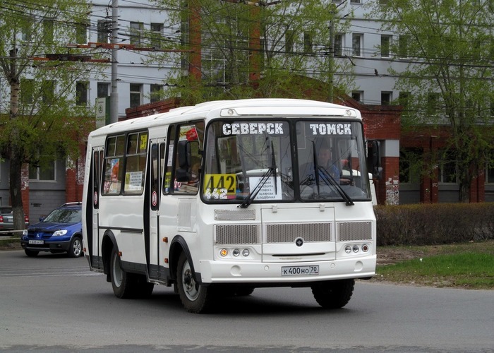 Поток жалоб на работу маршрутов № 442 и 401 Томск-Северск не прекращается. Люди не могут вовремя уехать на работу и учебу и вернуться домой!