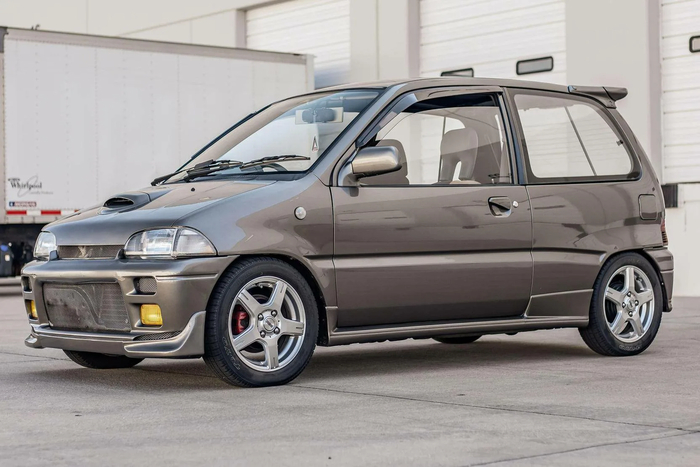 Minica ������� ��������� � ������ Dangan ZZ