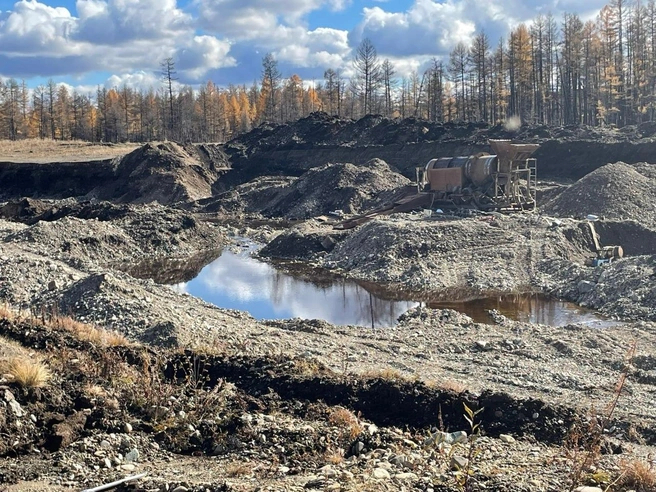 МВД Медиа / <!--noindex--><a href="https://pikabu.ru/story/a_zaychiki_ved_vyimirayut_razvorotili_reku_radi_45_kg_zolota_sud_v_yakutii_chut_ne_opravdal_zolotodobyitchikov_poymannyikh_fsb_14357097?u=http%3A%2F%2Fmvdmedia.ru&t=mvdmedia.ru&h=dda4b6c4ebc2e8656c5f6d701d8a37a3b194998a" title="http://mvdmedia.ru" target="_blank" rel="nofollow noopener">mvdmedia.ru</a><!--/noindex-->