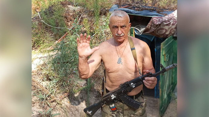 Если бы ему не дали позывной "Дед", его можно было бы называть "Железным человеком"