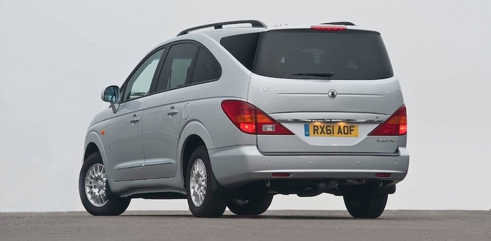 ������ SsangYong ������ 2000-� ����� �������� ��� �������� ������-�� �������������� ������������� �����������: ��������, ��������������� ����� � �������� ���������� �������.