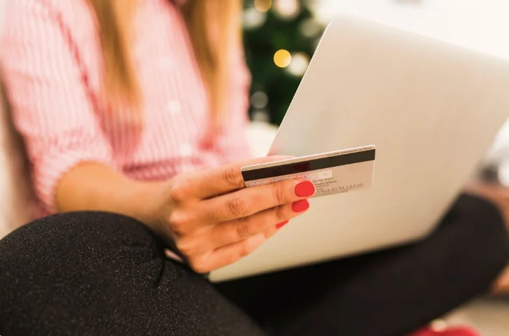 Как продлить подписку Яндекс 360 со скидкой в Чёрную пятницу 2025