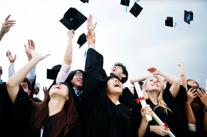 Что не стоит дарить школе